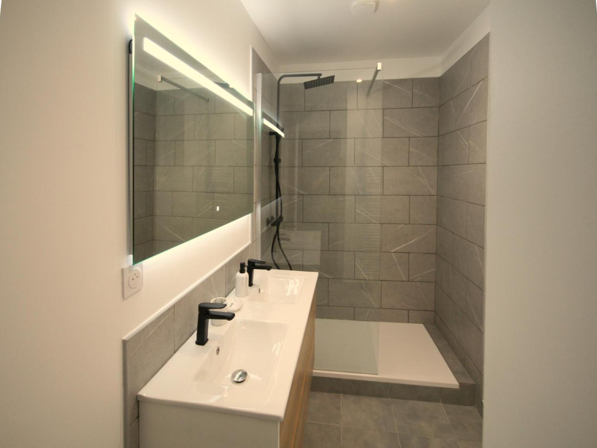 Les Appartements De Clelia Ax-les-Thermes Exterior photo